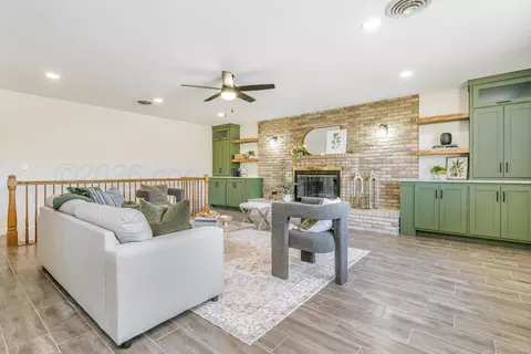 2006 Borger Street Plainview Tx 79072 St, Plainview, TX 79072
