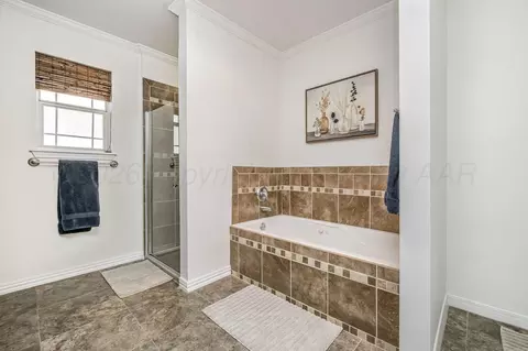 Bath - 5412 Leo Lane Amarillo Tx 79110 Ln, Amarillo, TX 79110 photo 2 of 3