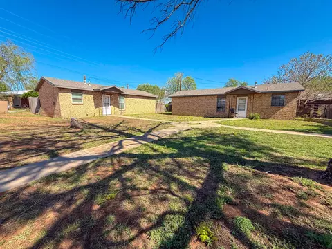 207 Avenue E Childress Tx 79201, Childress, TX 79201
