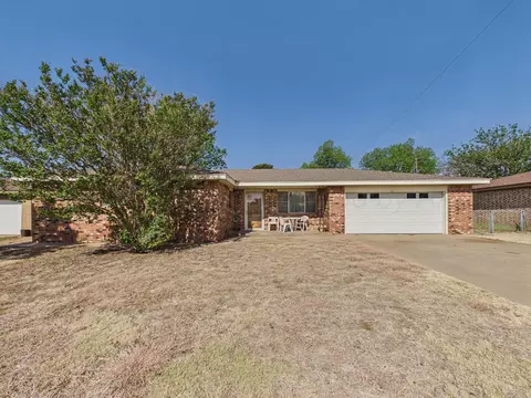 1407 N 16th Street Memphis Tx 79245 St, Memphis, TX 79245