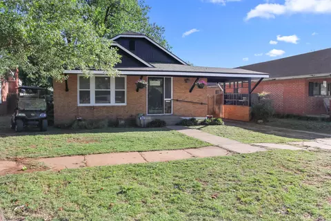 306 Avenue G Childress Tx 79201, Childress, TX 79201