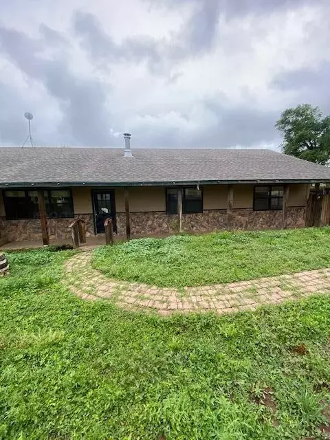 235 Cliffside Drive Amarillo Tx 79118-3861 Dr, Amarillo, TX 79118