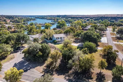 101 Mathis Drive Amarillo Tx 79118 Dr, Amarillo, TX 79118