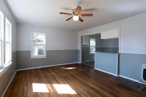 Living - 4422 S Ong Street Amarillo Tx 79110-2042 St, Amarillo, TX 79110 photo 1 of 2