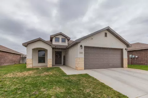 Exterior - 4905 Hinson Street Amarillo Tx 79118-1031 St, Amarillo, TX 79118 photo 2 of 4