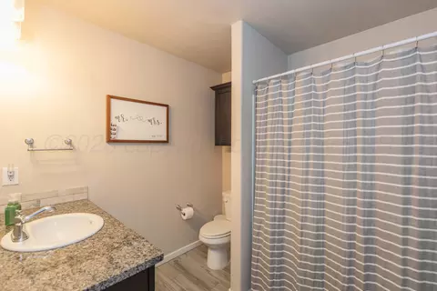 Bath - 4905 Hinson Street Amarillo Tx 79118-1031 St, Amarillo, TX 79118 photo 1 of 4