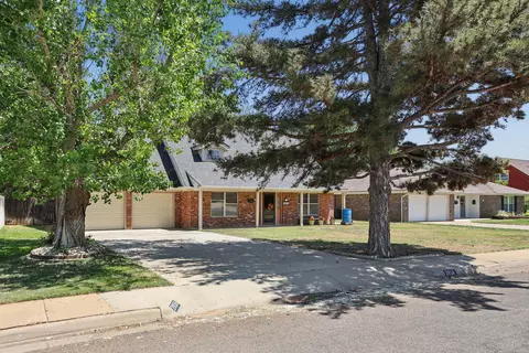 2816 Lloyd Drive Amarillo Tx 79110-2210 Dr, Amarillo, TX 79110