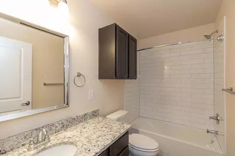 Bath - 4612 Locker Street Amarillo Tx 79118 St, Amarillo, TX 79118 photo 4 of 6