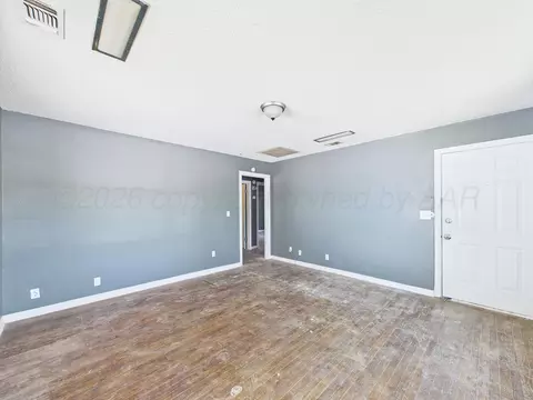 Living - 4311 Bowie Street Amarillo Tx 79110 St, Amarillo, TX 79110 photo 4 of 6