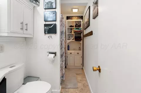 Bath - 4603 Parker Street Amarillo Tx 79110 St, Amarillo, TX 79110 photo 2 of 2