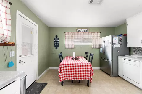 Kitchen - 4603 Parker Street Amarillo Tx 79110 St, Amarillo, TX 79110 photo 2 of 4