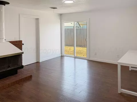 Living - 1032 Thrams Street Borger Tx 79007 St, Borger, TX 79007 photo 2 of 2