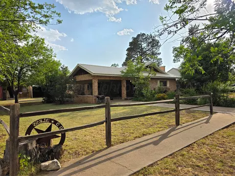 510 Avenue E Se Childress Tx 79201, Childress, TX 79201