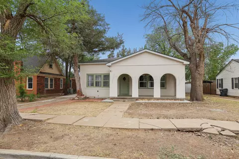 4249 SW 12th Avenue Amarillo Tx 79106-5516 Ave, Amarillo, TX 79106