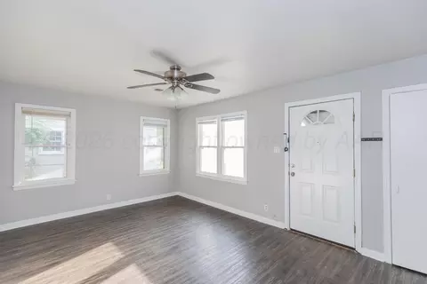 Living - 4110 S Lipscomb Street Amarillo Tx 79110-1221 St, Amarillo, TX 79110 photo 1 of 5
