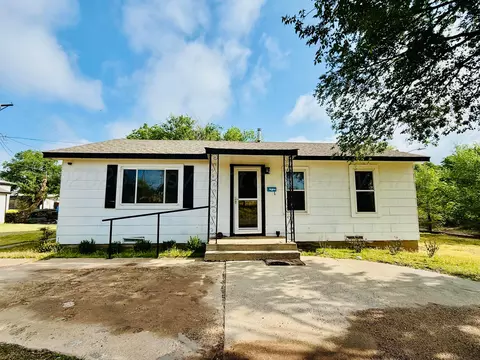 Exterior - 701 Brain Street Borger Tx 79007 St, Borger, TX 79007 photo 2 of 6