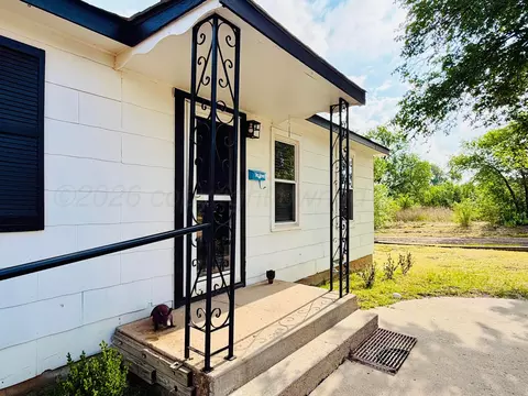 Exterior - 701 Brain Street Borger Tx 79007 St, Borger, TX 79007 photo 3 of 6