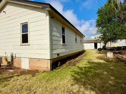 Exterior - 701 Brain Street Borger Tx 79007 St, Borger, TX 79007 photo 6 of 6