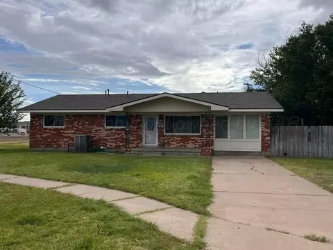 2310 Harvard Drive Perryton Tx 79070 Dr, Perryton, TX 79070
