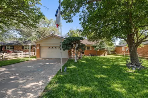 5306 Erik Avenue Amarillo Tx 79106-4726 Ave, Amarillo, TX 79106