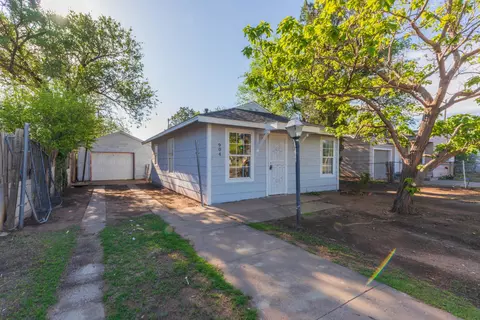 904 N Hayes Street Amarillo Tx 79107-6704 St, Amarillo, TX 79107