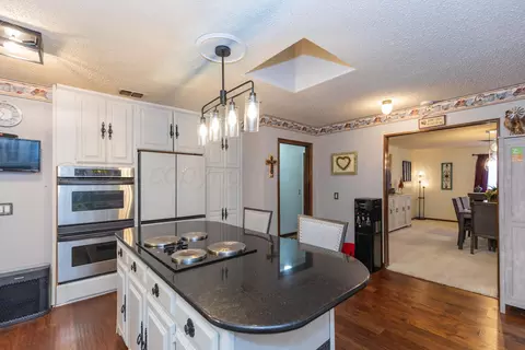 Kitchen - 3 Sandstone Drive Borger Tx 79007 Dr, Borger, TX 79007 photo 5 of 6