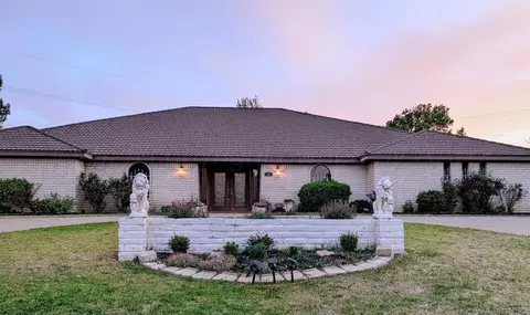 Exterior - 3 Sandstone Drive Borger Tx 79007 Dr, Borger, TX 79007 photo 3 of 16