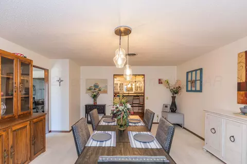 Dining - 3 Sandstone Drive Borger Tx 79007 Dr, Borger, TX 79007 photo 4 of 4