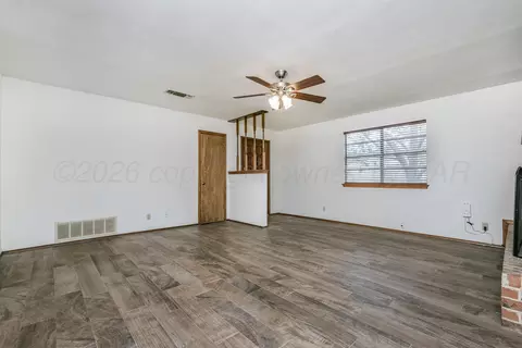 Living - 5305 5301 Raindrop Lane Amarillo Tx 79110 Ln, Amarillo, TX 79110 photo 2 of 2
