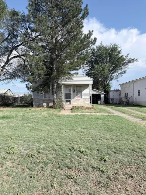 628 E Foster Avenue Pampa Tx 79065-6608 Ave, Pampa, TX 79065
