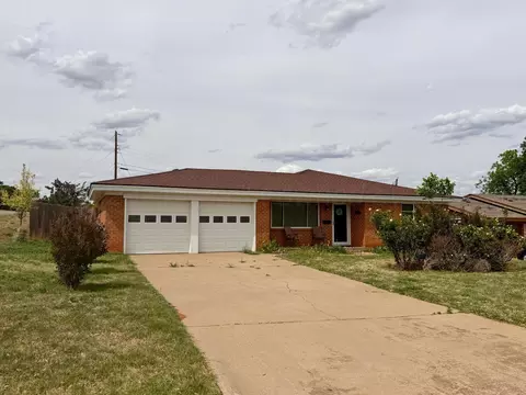 1012 Hillcrest Drive Childress Tx 79201 Dr, Childress, TX 79201