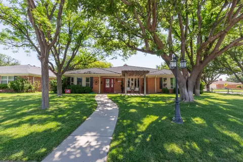 3925 Eaton Drive Amarillo Tx 79109 Dr, Amarillo, TX 79109