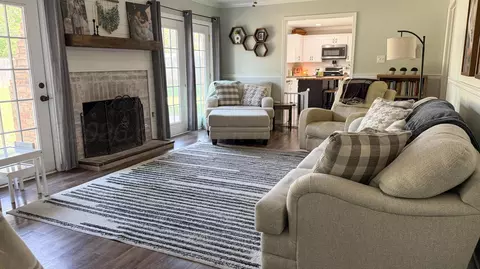 Living - 623 Skyline Drive Borger Tx 79007 Dr, Borger, TX 79007 photo 1 of 2