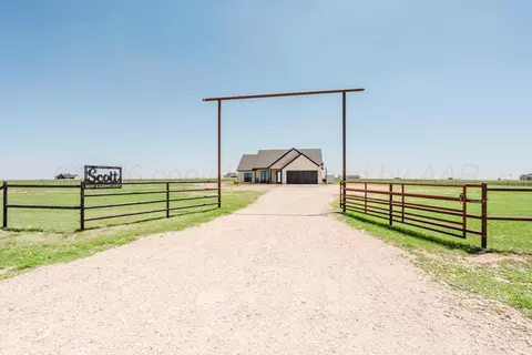 800 E Cemetery Road Canyon Tx 79015 Rd, Canyon, TX 79015