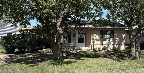 1033 S Farley Street Pampa Tx 79065-6822 St, Pampa, TX 79065