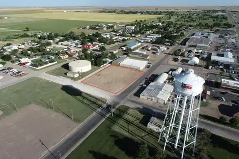 1101 S Ash Street Perryton Tx 79070 St, Perryton, TX 79070