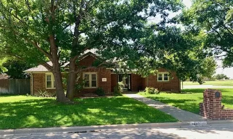 1602 Texas Street Perryton Tx 79070 St, Perryton, TX 79070