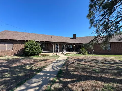 242 County Road T Groom Tx 79039-2908, Groom, TX 79039