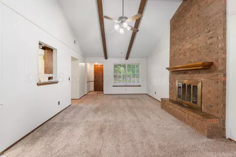 Living - 5201 S Milam Street Amarillo Tx 79110-3205 St, Amarillo, TX 79110 photo 6 of 6