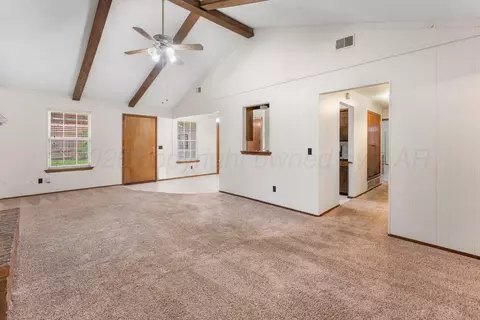 Living - 5201 S Milam Street Amarillo Tx 79110-3205 St, Amarillo, TX 79110 photo 4 of 6