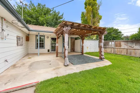 Exterior - 5201 S Milam Street Amarillo Tx 79110-3205 St, Amarillo, TX 79110 photo 4 of 8