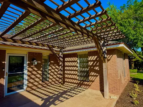 4015 Oakhurst Drive Amarillo Tx 79109-5023 Dr, Amarillo, TX 79109