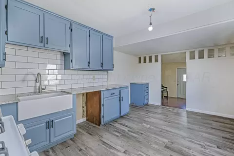 Kitchen - 4606 S Hayden Street Amarillo Tx 79110-2614 St, Amarillo, TX 79110 photo 3 of 3