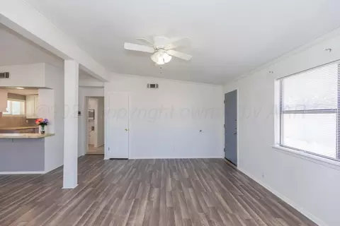 Living - 4419 S Ong Street Amarillo Tx 79110-2041 St, Amarillo, TX 79110 photo 1 of 5