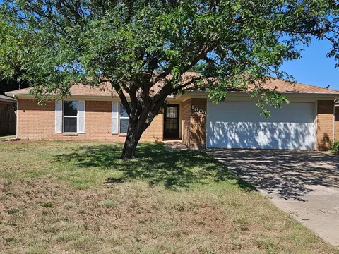 1603 Charles Avenue Panhandle Tx 79068-1971 Ave, Panhandle, TX 79068