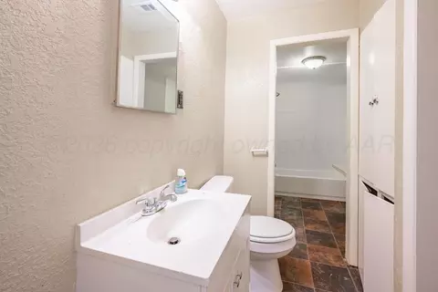 Bath - 4002 S Bowie Street Amarillo Tx 79110-1240 St, Amarillo, TX 79110 photo 1 of 1