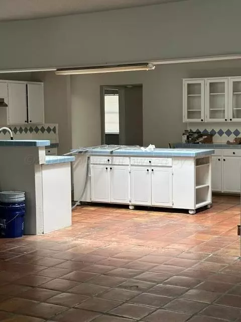 Kitchen - S Amarillo Sfh Package Street, Amarillo, TX 79110 photo 1 of 4