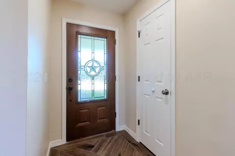 Entry Way - 5210 Royce Drive Amarillo Tx 79110-3017 Dr, Amarillo, TX 79110 photo 1 of 2