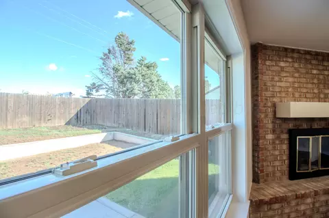 Living - 5210 Royce Drive Amarillo Tx 79110-3017 Dr, Amarillo, TX 79110 photo 4 of 4