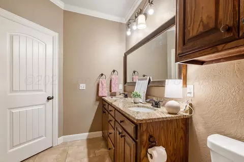 Bath - 6903 Spring Cherry Lane Amarillo Tx 79124 Ln, Amarillo, TX 79124 photo 6 of 7